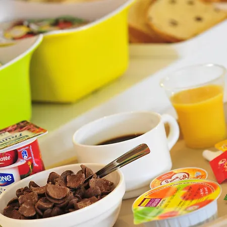 Ibis Budget Costa Brava Pensión 2*