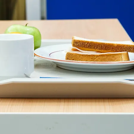 Ibis Budget Costa Brava Pensión