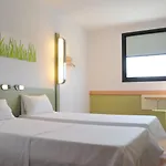 Ibis Budget Costa Brava ゲストハウス