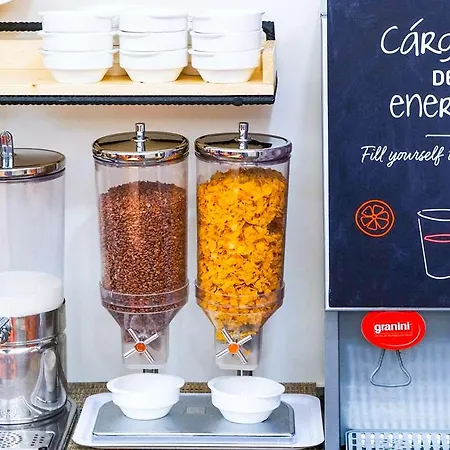 Ibis Budget Costa Brava 2*