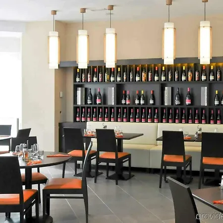 Ibis Budget Costa Brava בית הארחה 2*