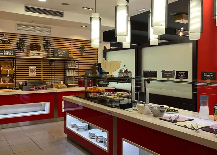 Ibis Budget Costa Brava 2*