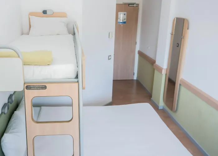 Ibis Budget Costa Brava Pensión