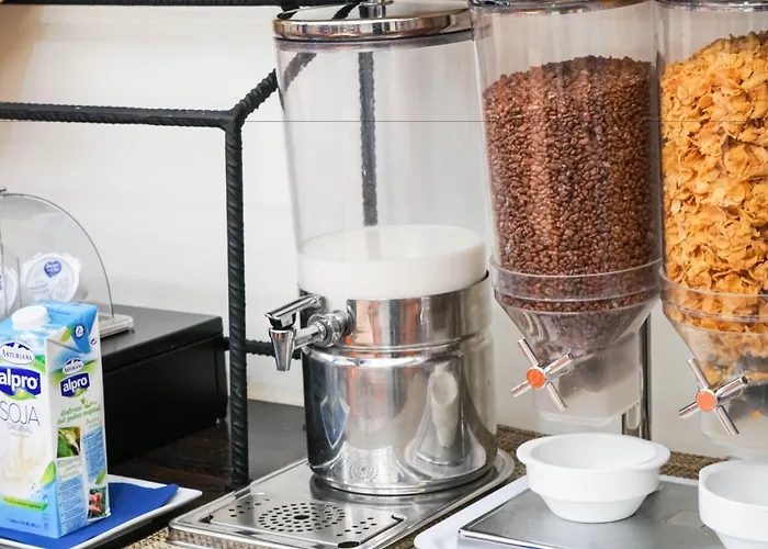 Ibis Budget Costa Brava Pensión