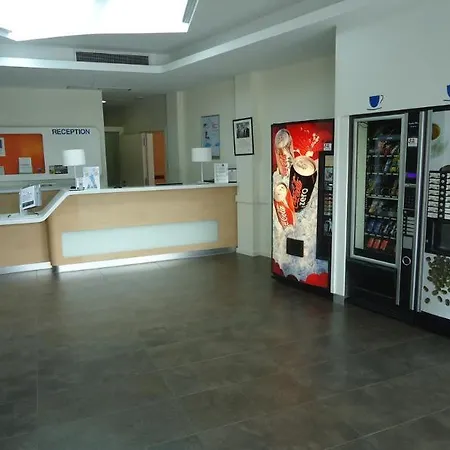 Ibis Budget Costa Brava 2* 지로나