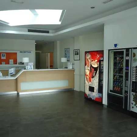 Ibis Budget Costa Brava Πανσιόν Χιρόνα