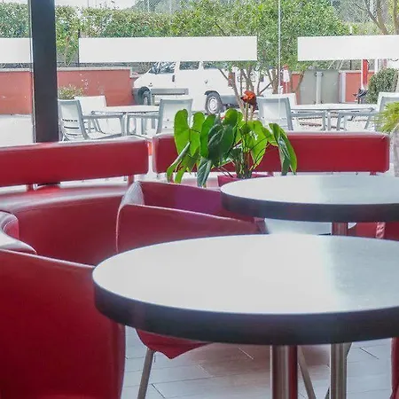 Ibis Budget Costa Brava 2*